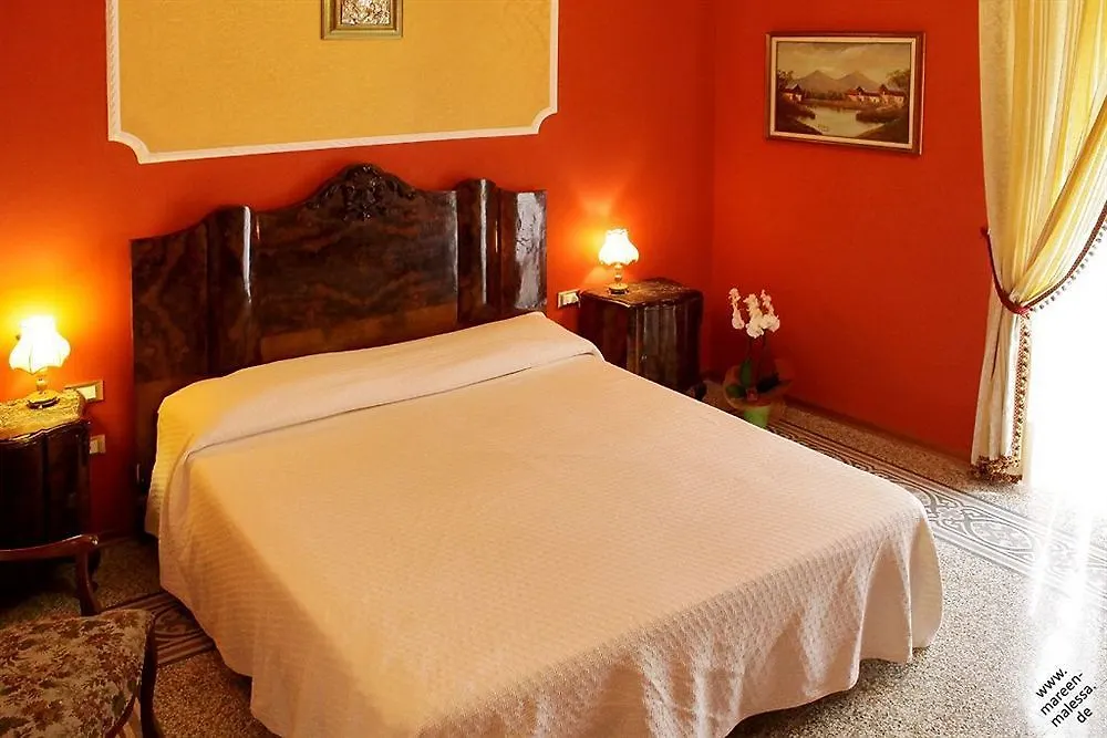 Apartment In Palermo 0*,  Italia