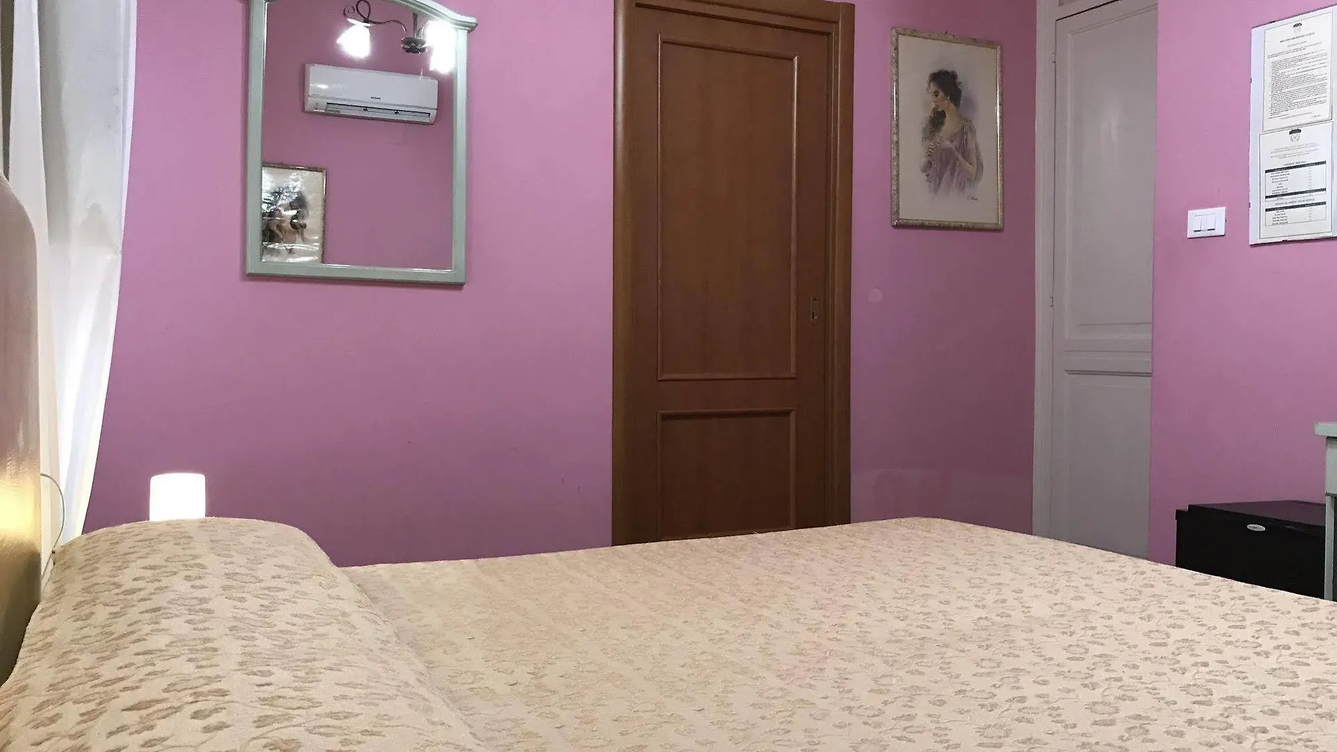 Apartment In Palermo 0*,  Italia